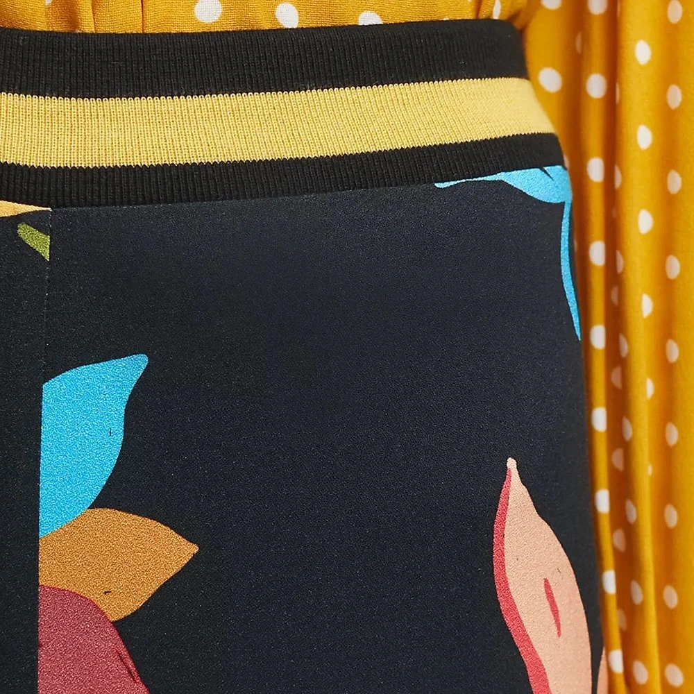 Farm Rio Calla Flared Pants - Picture 4 of 6